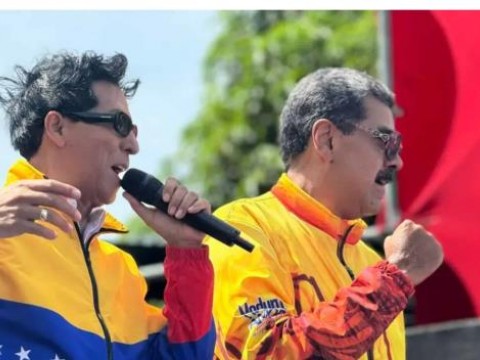 Bonny Cepeda asiste a juramentaci&oacute;n de Nicol&aacute;s Maduro en Venezuela y es captado en video