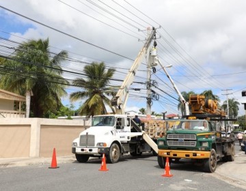 Usuarios del servicio el&eacute;ctrico registran 31,712 reclamaciones en Protecom
