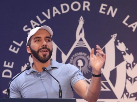 El Salvador almacena m&aacute;s de 5,000 bitcoines en "billetera fr&iacute;a", seg&uacute;n presidente Bukele