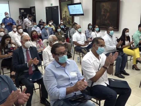 Educaci&oacute;n inicia proceso para adquirir equipos tecnol&oacute;gicos y materiales pedag&oacute;gicos
