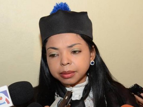 Yeni Berenice avisa a Jean Alain que vienen m&aacute;s acusaciones en su contra