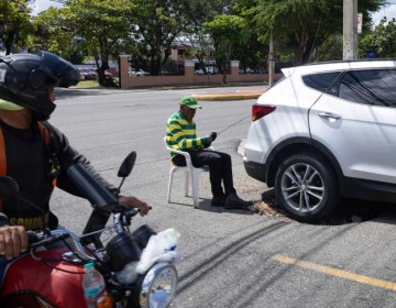Caasd corrige fuga de agua, pero deja sin asfaltar la zona afectada