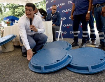 CAASD dice que instala 40 tapas para filtrantes en la capital