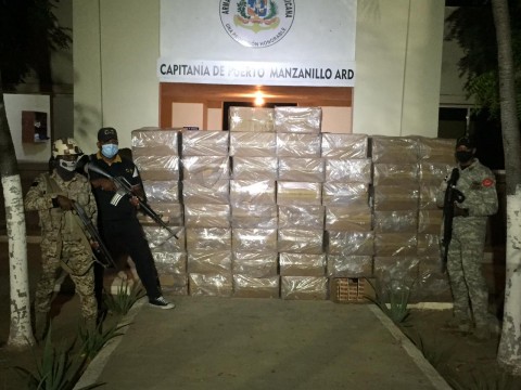 Cesfront decomisa medio millon de cigarrilos ilegales en Montecristi