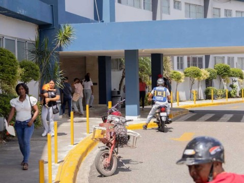 Hospitales registran baja en muertes maternas en paralelo a menor n&uacute;mero de partos de extranjeras