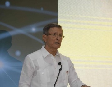 Autoridades analizan compleja relaci&oacute;n de RD y Hait&iacute; durante simposio