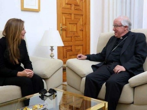 Carolina Mej&iacute;a viaja a Europa para promover el desarrollo local
