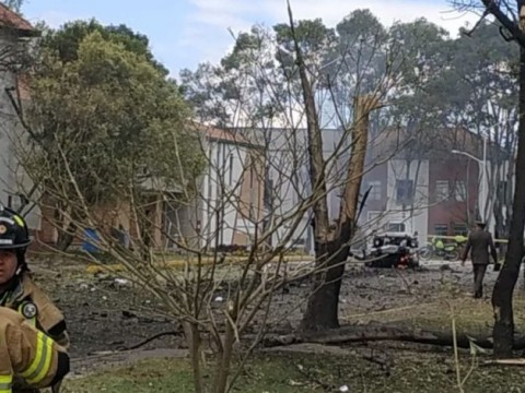 Carro bomba en Bogot&aacute; deja al menos 8 muertos y 41 heridos al explotar junto a una escuela de polic&iacute;a