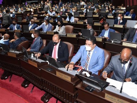 Diputados concluyen lectura del C&oacute;digo Penal