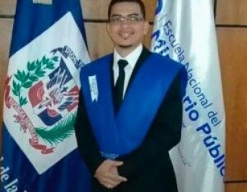 Conocen medida de co&eacute;rcion a fiscal acusado de embarazar una menor 
