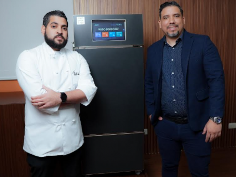 RoboSousChef, el futuro de la cocina, llega a la Rep&uacute;blica Dominicana