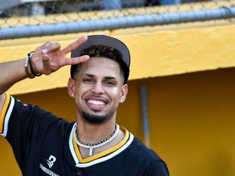 &Aacute;guilas tomar&aacute;n "Serie de Titanes" como tubo de ensayo