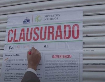 Director de Aduanas sobre cierre de negocios de chinos: "Ese proceso apenas est&aacute; comenzando