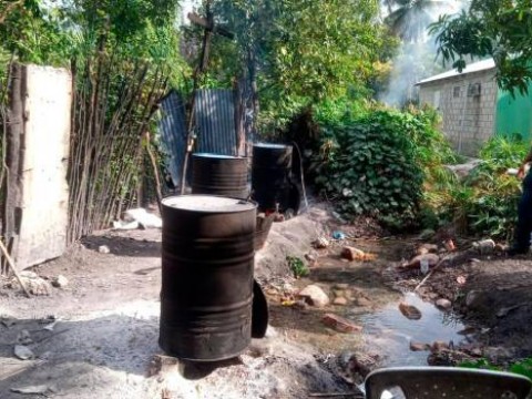 Decomisan 23 tanques de cler&eacute;n en Barahona