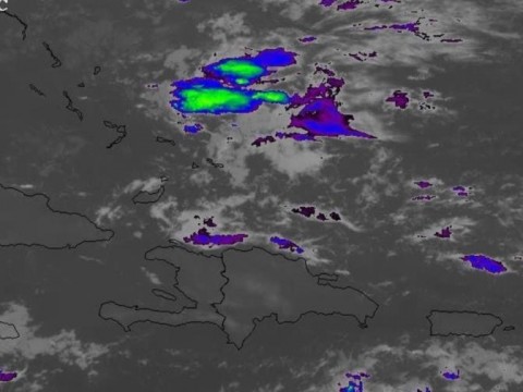 Vaguada generar&aacute; lluvias en varias provincias; advierten sobre oleaje anormal en la costa Atl&aacute;ntica
