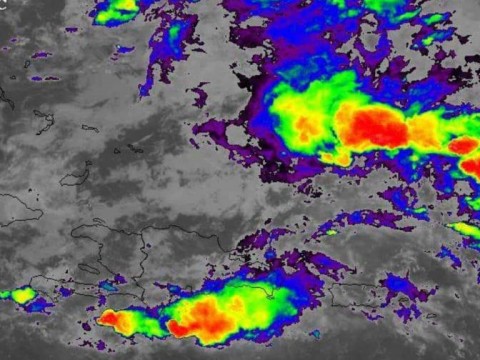 Lluvias continuar&aacute;n toda la semana por vaguada y dos ondas tropicales