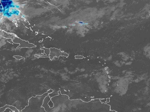 Lluvias matutinas y temperaturas c&aacute;lidas para este lunes