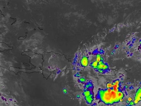 Lluvias seguir&aacute;n este jueves y el fin de semana por circulaci&oacute;n cicl&oacute;nica, onda tropical y vaguadas