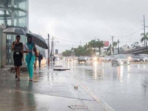 Se esperan lluvias y fuertes vientos alrededor del pa&iacute;s