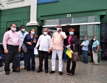 Colegio Medico interpone recurso contra resoluci&oacute;n que dispone una sola prueba PCR por a&ntilde;o a los afiliados a SFS