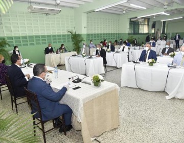 CNE decide el mi&eacute;rcoles futuro de la tanda extendida 