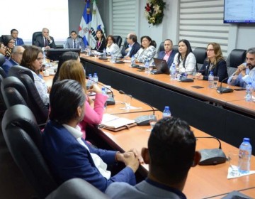 El CNSS ve di&aacute;logo con positivismo pese a descontento del Colegio M&eacute;dico