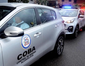 Proh&iacute;ben consumir y vender alcohol en Santo Domingo desde las 12 de la medianoche