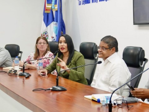 COE y Fedda se unen para desarrollar protocolo de rescate de animales en emergencias