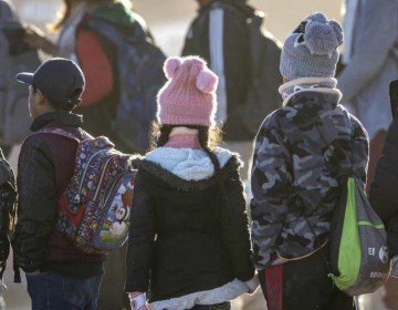 El Gobierno de Trump empieza a eliminar los fondos de ayuda legal a menores migrantes