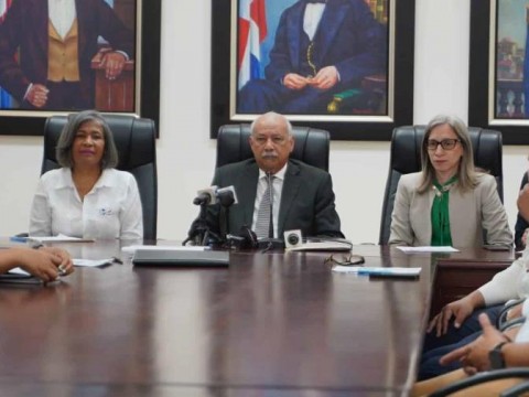 Anuncian convocatoria al Concurso de Oposici&oacute;n Docente Focalizado 2023