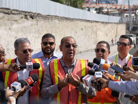Constructora Estrella restaurar&aacute; el muro colapsado del paso a desnivel de la 27 de Febrero