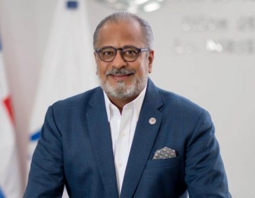 C&oacute;nsul dominicano en Madrid promueve el Congreso Mundial de Derecho 2025 en SD