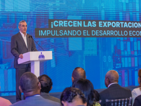 Presidente Abinader presenta crecimiento de exportaciones nacionales; RD alcanza cifras r&eacute;cord en &uacute;ltimos cuatro a&ntilde;os