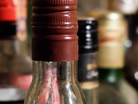 Aumento de impuestos selectivos al alcohol fortalecer&iacute;a bandas criminales en el pa&iacute;s, seg&uacute;n estudio