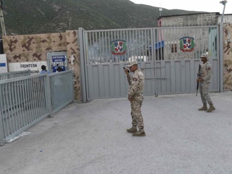 La oficina de Aduana haitiana en la frontera con Jiman&iacute; cae en manos de un grupo armado