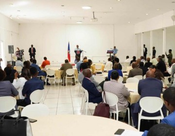 Gobierno de Hait&iacute; se renovar&aacute; y contratar&aacute; ocho mil empleados j&oacute;venes
