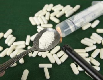 NY distribuye entre negocios nocturnos medicamento para revertir la sobredosis de opioides