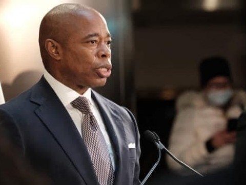 Alcalde de NY est&aacute; en RD para visitar zonas afectadas por hurac&aacute;n Fiona
