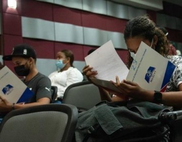 Otorgar&iacute;an pr&eacute;stamos para estudios universitarios con fondos de pensiones y del Estado