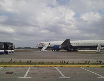 Cuba proh&iacute;be a sus ciudadanos viajar al extranjero y por el interior del pa&iacute;s