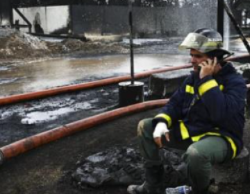 Equipos de rescate cubanos hallan m&aacute;s restos humanos en lugar del incendio