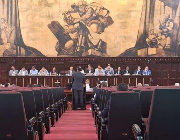 En consulta p&uacute;blica cuestionan pocas ganancias y muchos riesgos del contrato con Aerodom