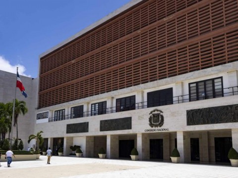 Culpan a los partidos y diferencias ideol&oacute;gicas por freno al C&oacute;digo Penal
