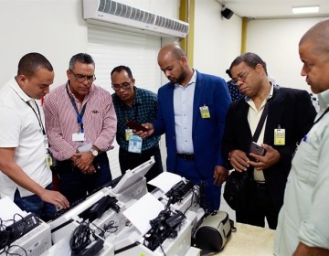 JCE inicia distribuci&oacute;n de  esc&aacute;neres para elecciones extraordinarias de este domingo