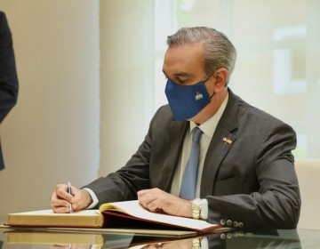 Abinader impulsar&aacute; un refer&eacute;ndum para decidir sobre las tres causales