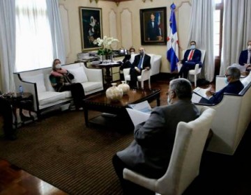 Presidente Danilo Medina analiza evoluci&oacute;n de medidas contra COVID-19