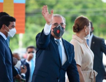 Presidente Danilo inaugura carretera Navarrete-Puerto Plata y otras siete obras viales