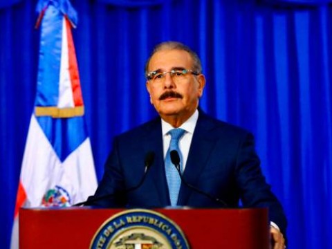 Gobierno aumenta de 1,500 a 5,000 pesos monto de tarjeta solidaridad