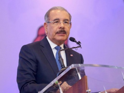 Danilo Medina dice que logr&oacute; que el capital se desarrollara en el campo