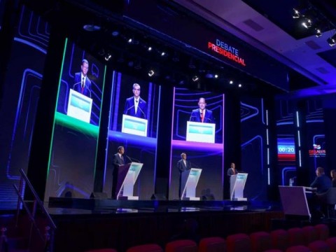 Candidatos presidenciales defienden sus propuestas en debate